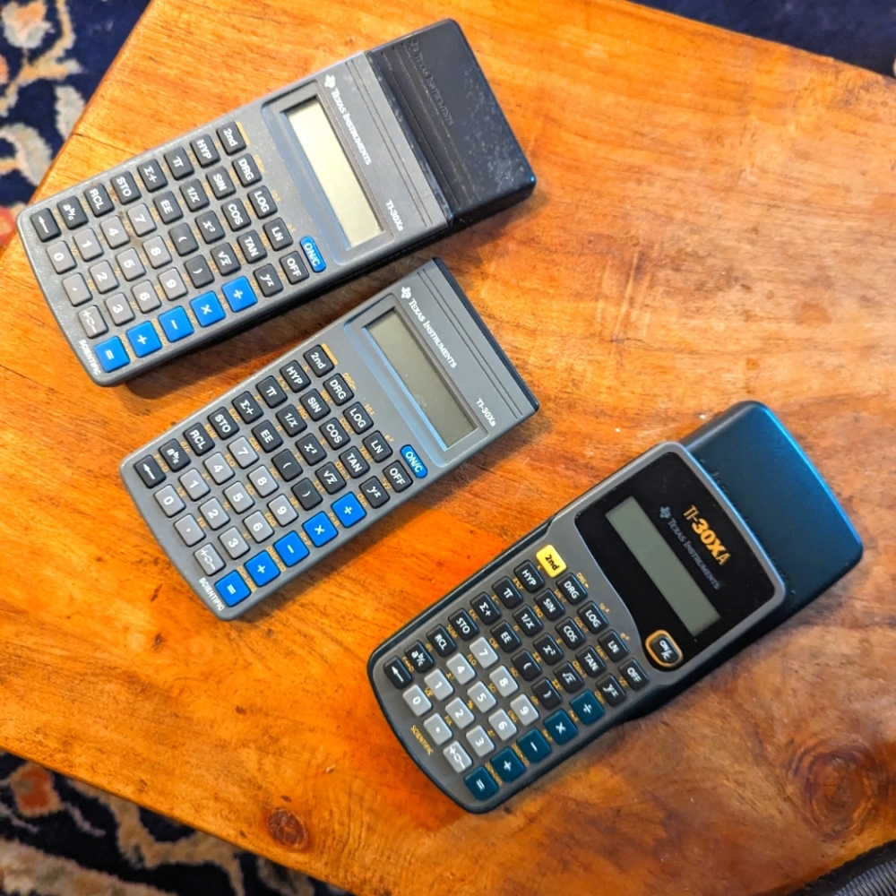 3 Texas Instruments Scientific 3OXa Calculators